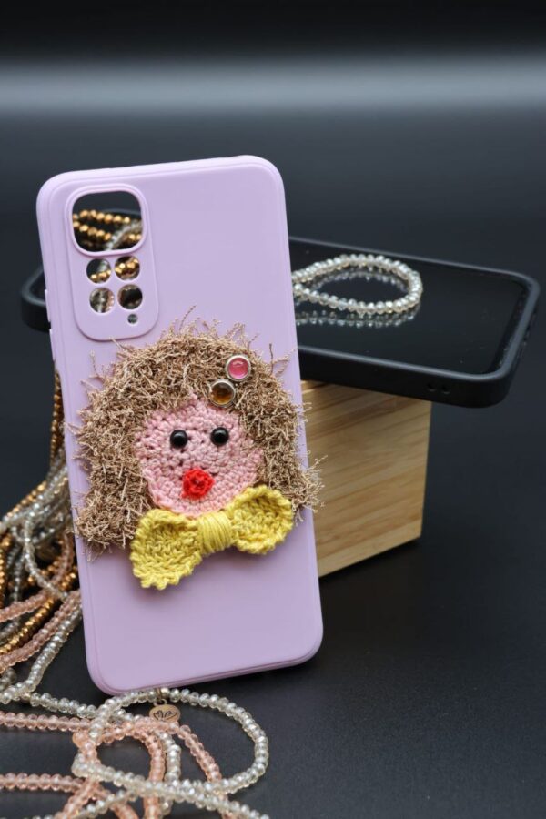 Cover per Telefono con Decorazione all'Uncinetto - immagine 2